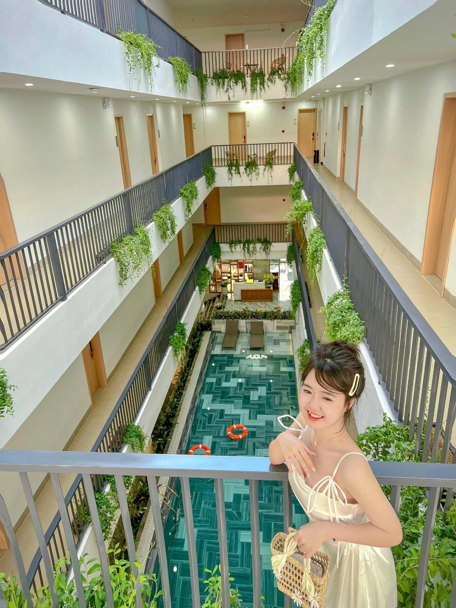 Diora Hotel Pleiku By Hos Екстериор снимка